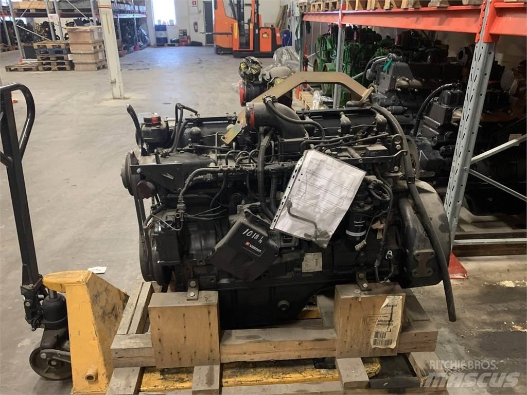 Sisu 74CTA Motorji