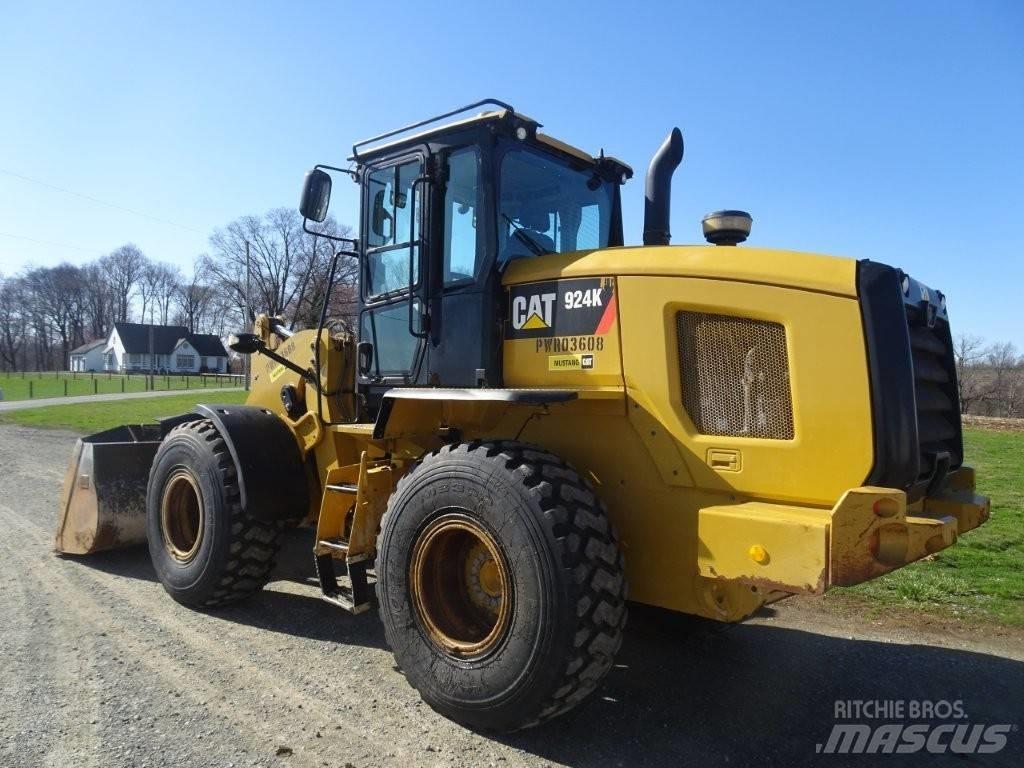 CAT 924K Kolesni nakladalci