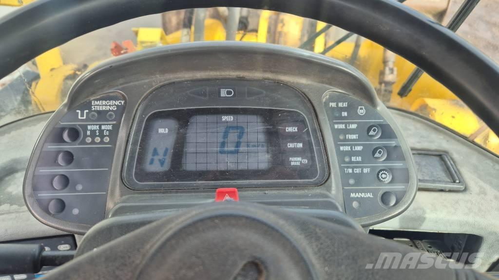 Komatsu WA 380-3H Kolesni nakladalci