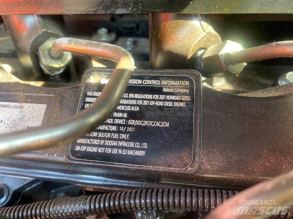 Bobcat T450 Skid steer mini nakladalci