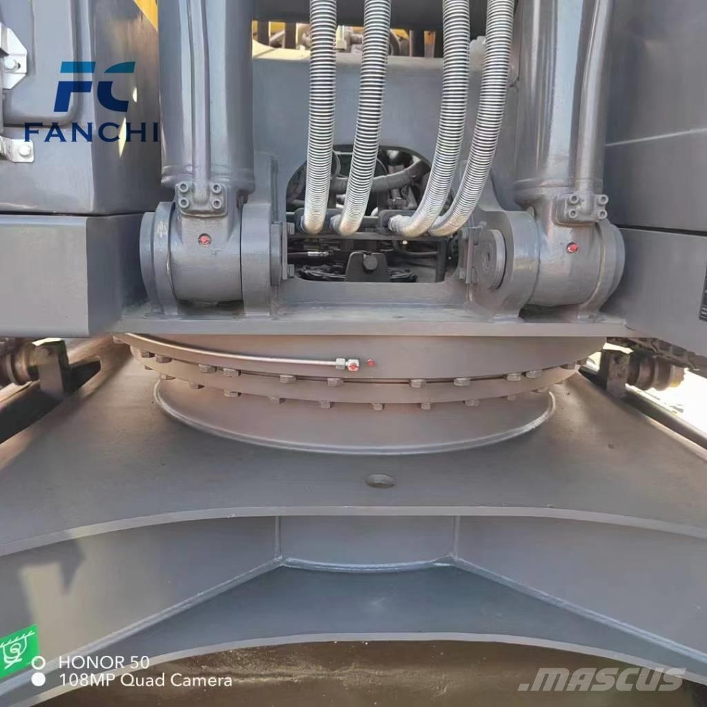 Volvo EC 210 D Bagri goseničarji