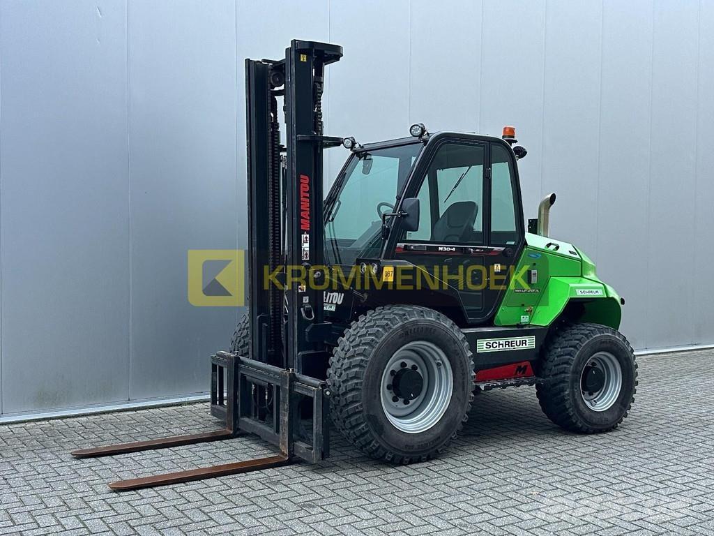 Manitou M30-4 Terenski viličar