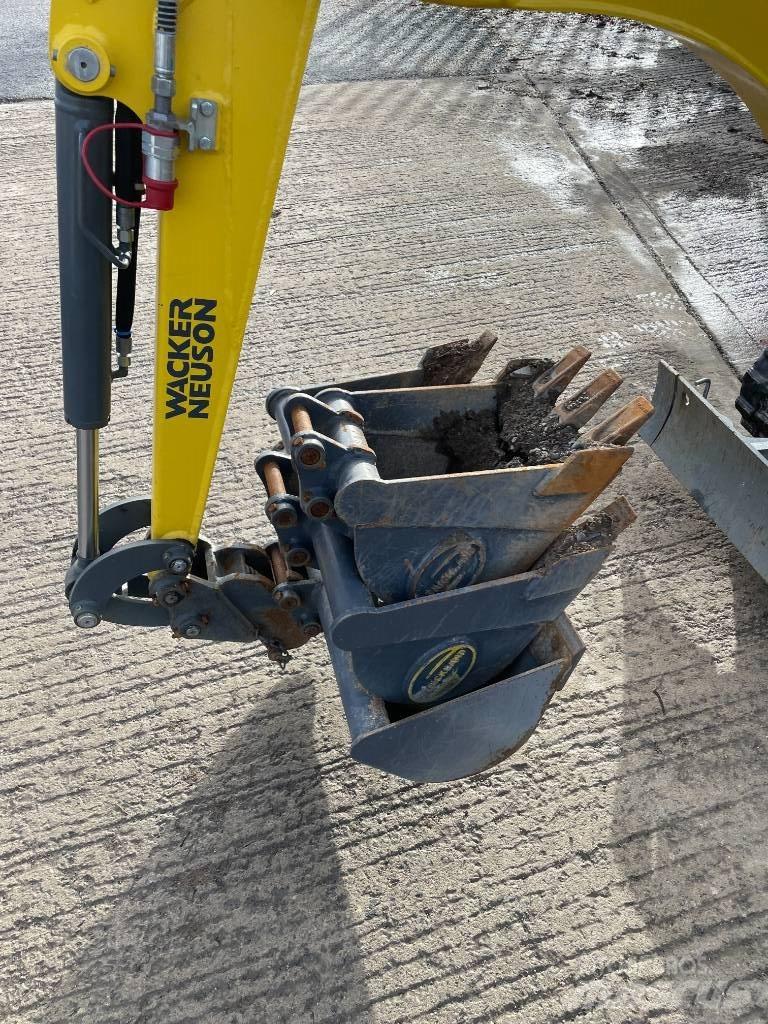 Wacker Neuson 803 Mini bagri <7t