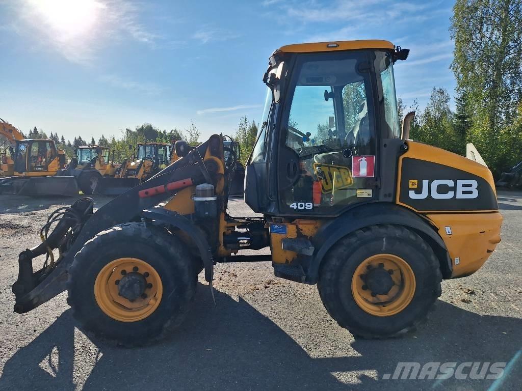 JCB 409 Kolesni nakladalci