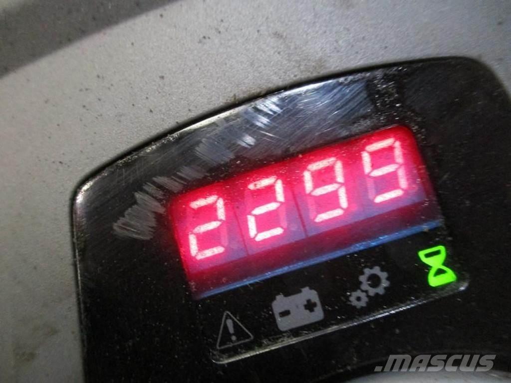 Toyota SPE 160L Ročni električni viličar