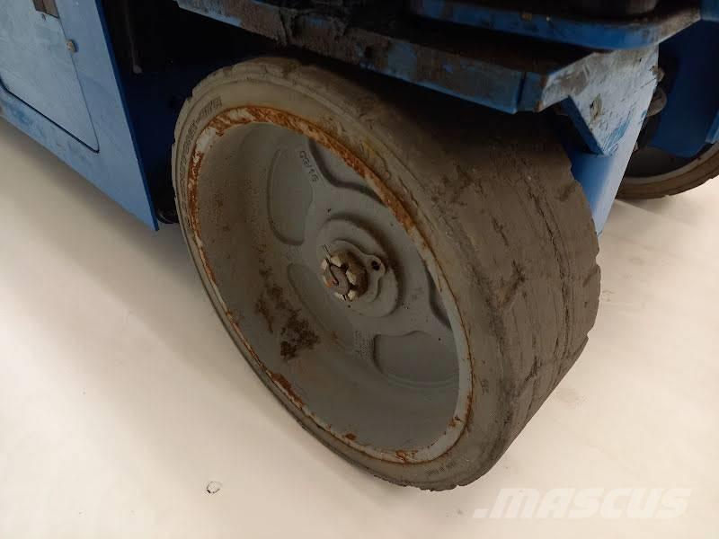 Genie GS 2032 Škarjaste dvižne ploščadi