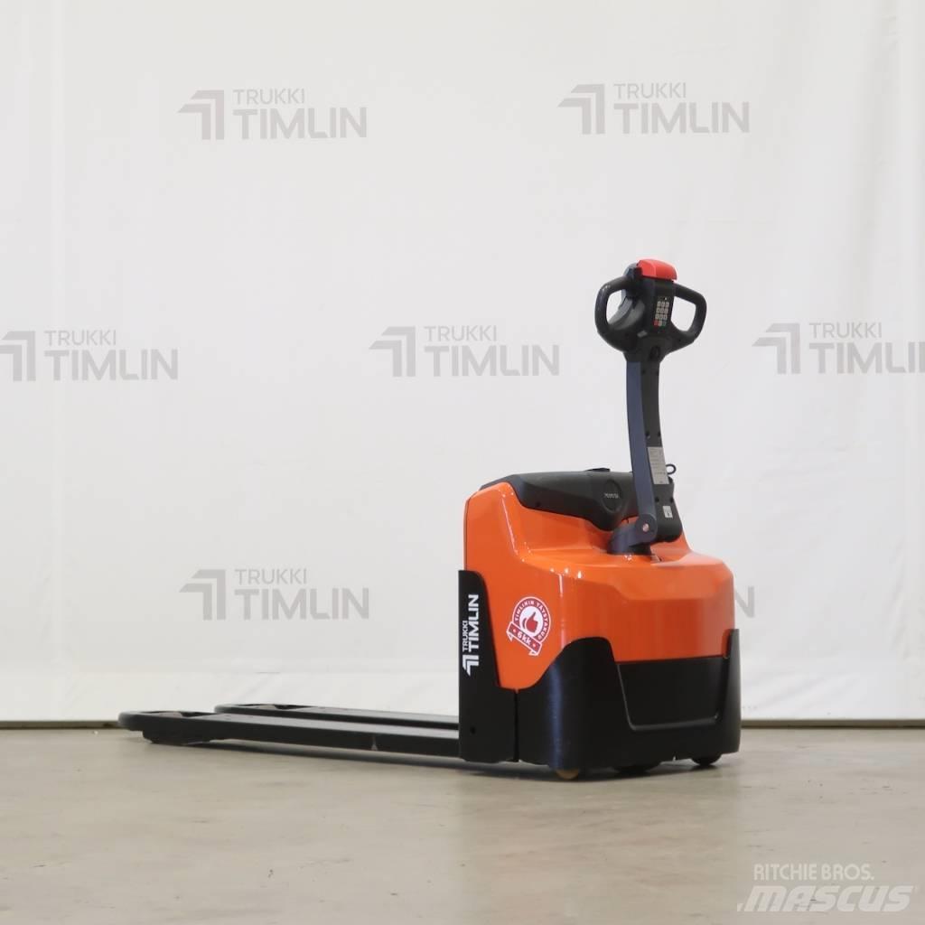 Toyota LWI160 Električni nizko dvižni viličar