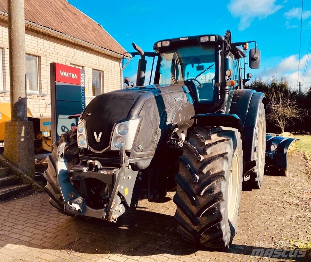 Valtra T 203 Traktorji
