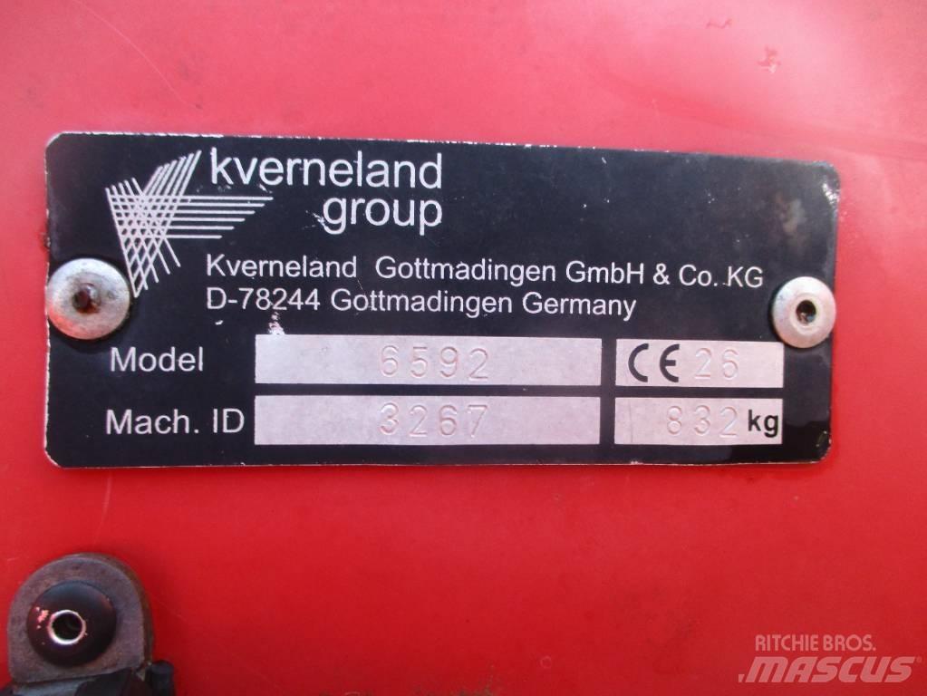 Kverneland Fanex 683 Obračalniki in zgrabljalniki