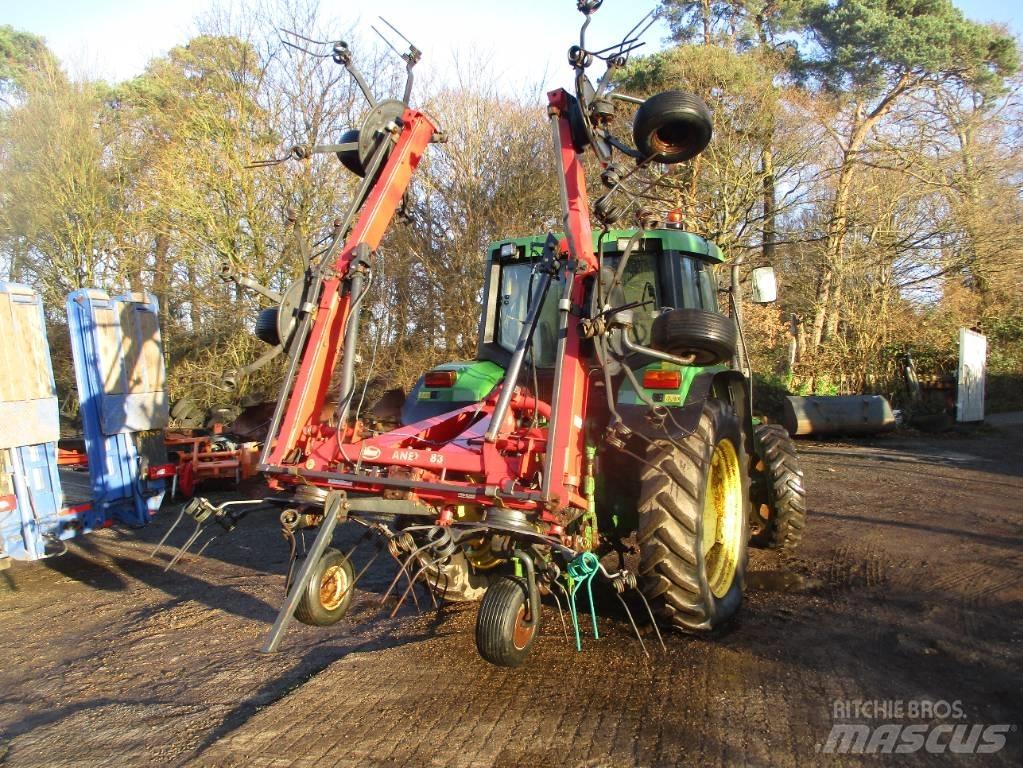 Kverneland Fanex 683 Obračalniki in zgrabljalniki