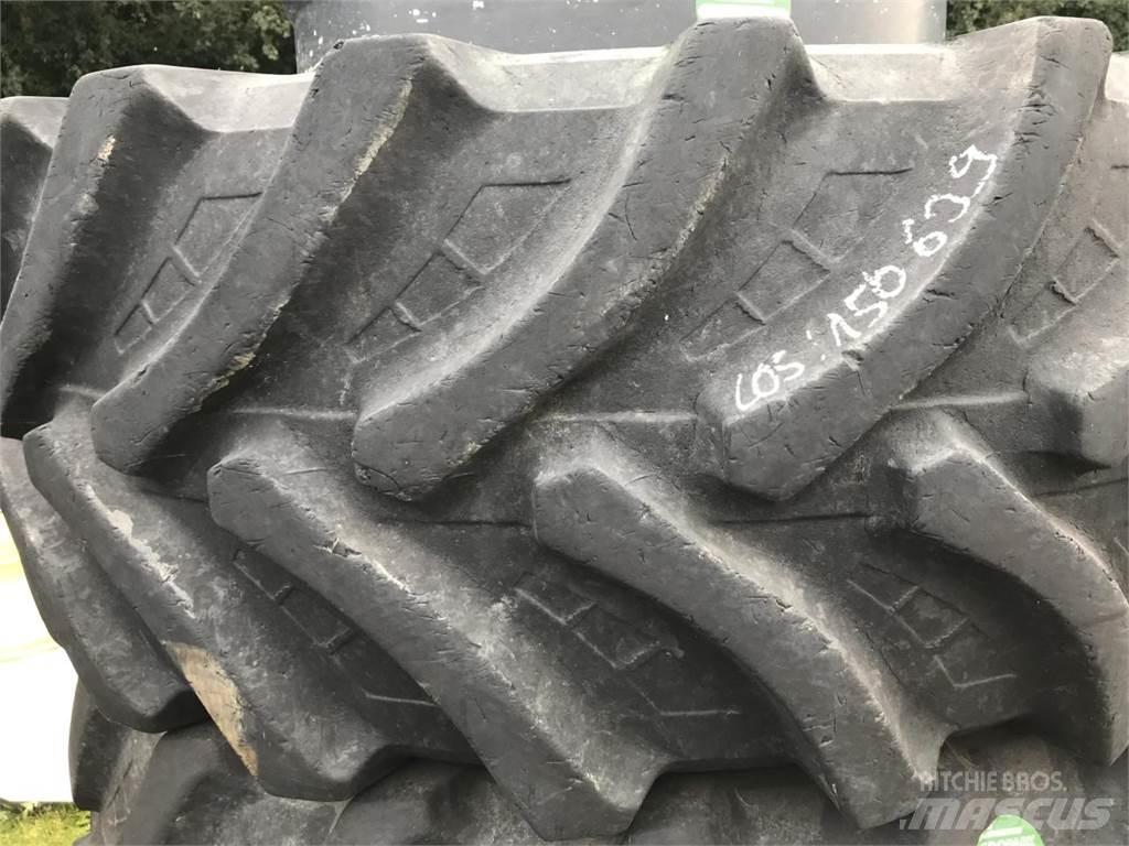 Petlas 600/65R34 Gume, kolesa in platišča