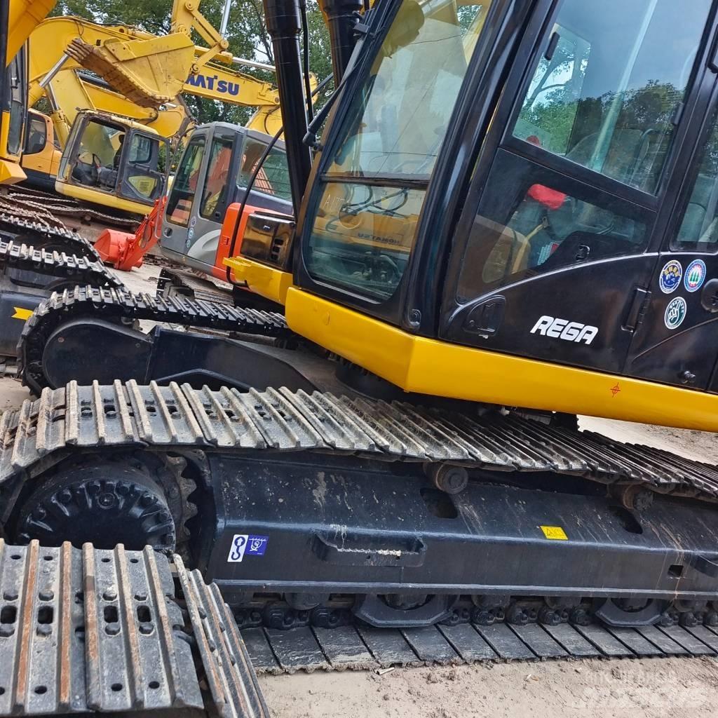 CAT 323 D Bagri goseničarji