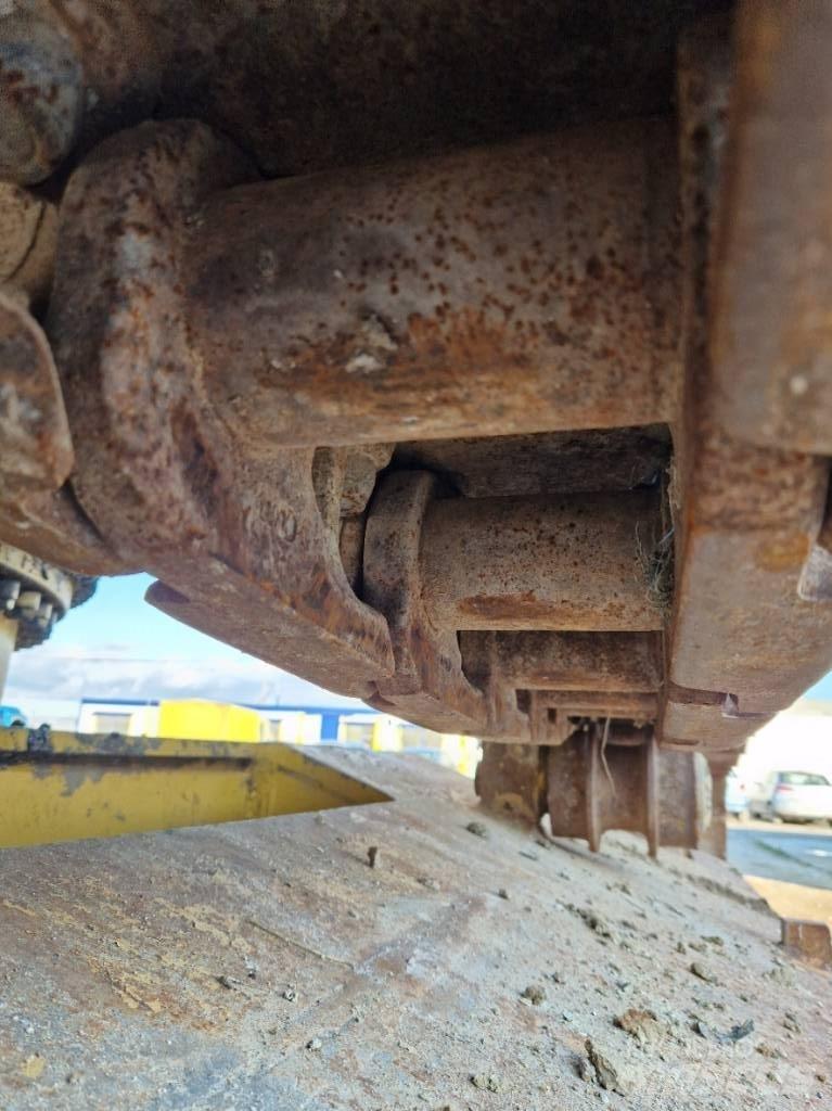 Demag H65 Bagri goseničarji