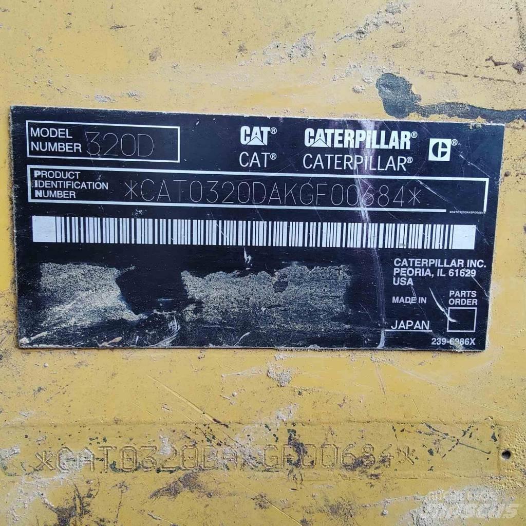 CAT 320 Bagri goseničarji