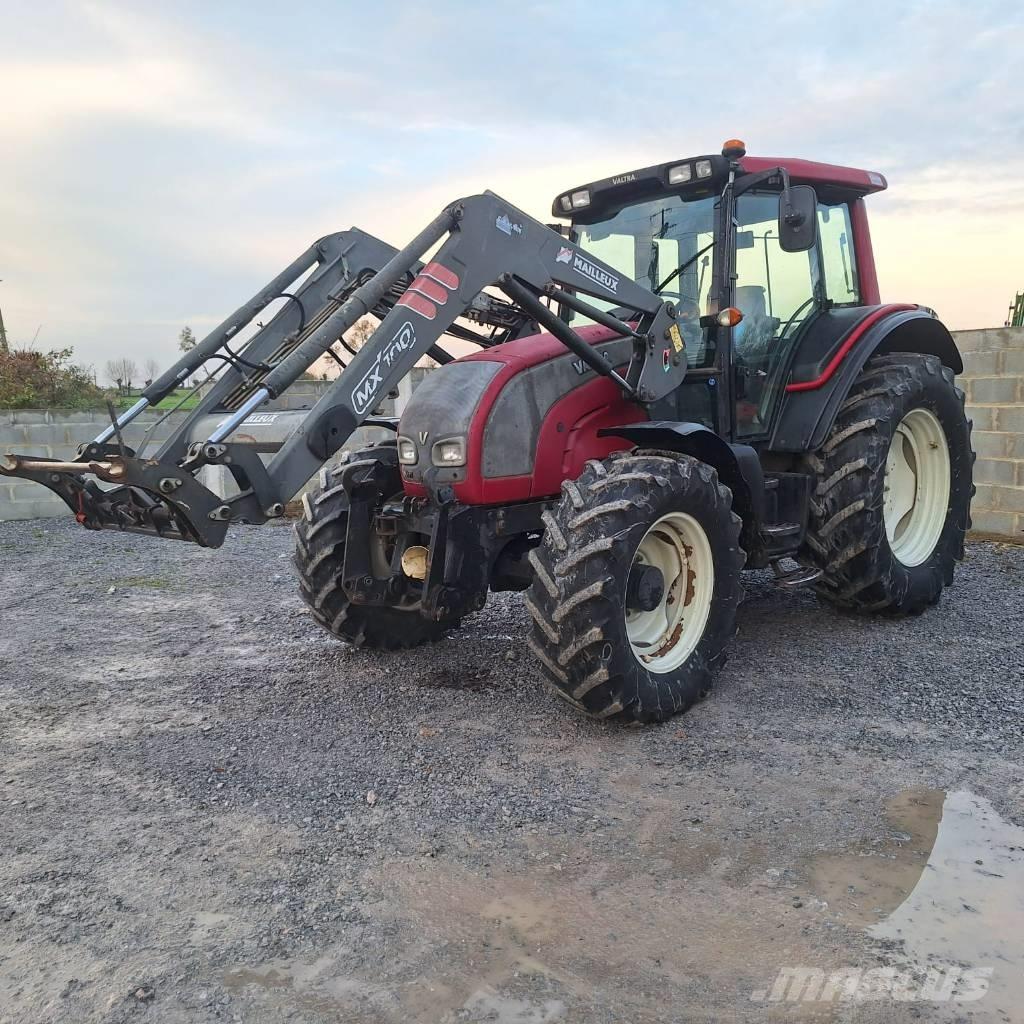Valtra N 111 E Traktorji