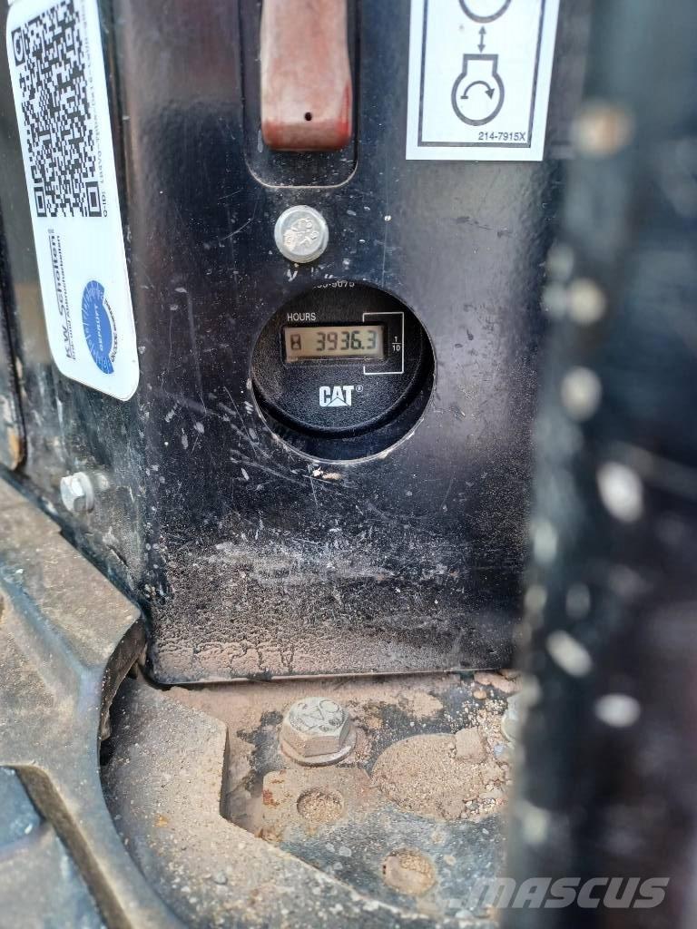 CAT 305 D Mini bagri <7t