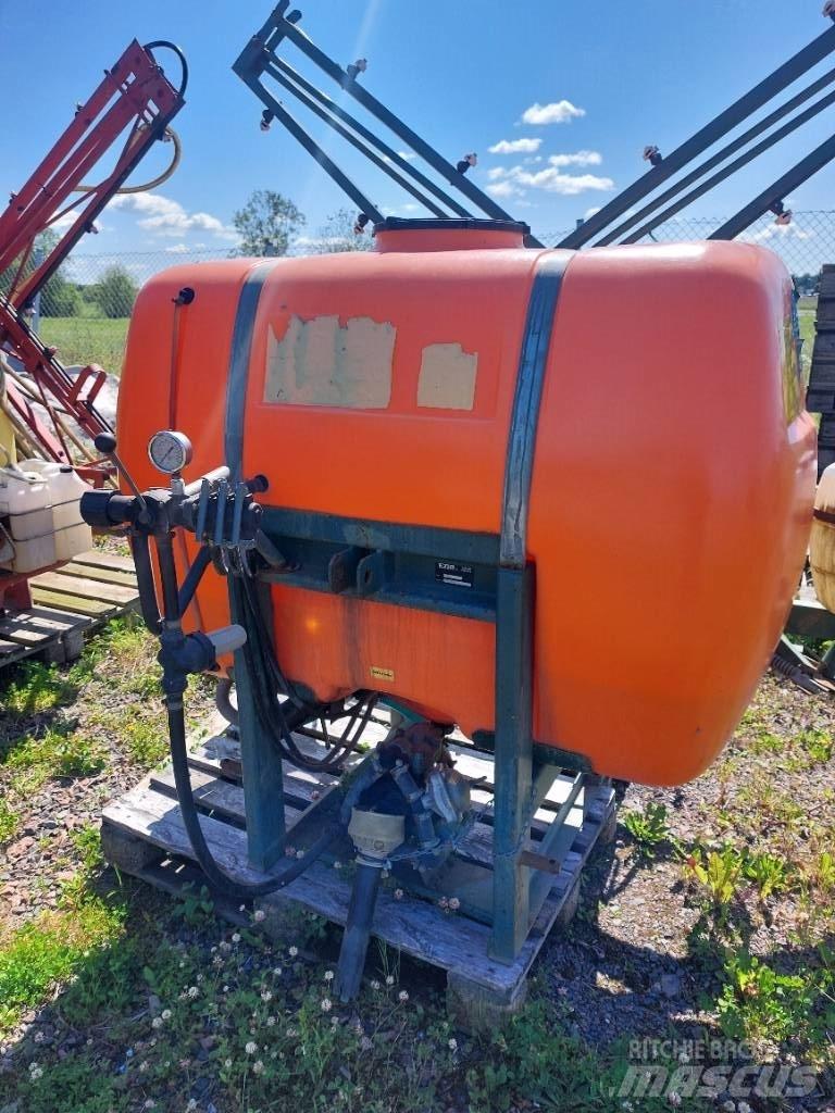 Eho 900l/12m Montirane škropilnice