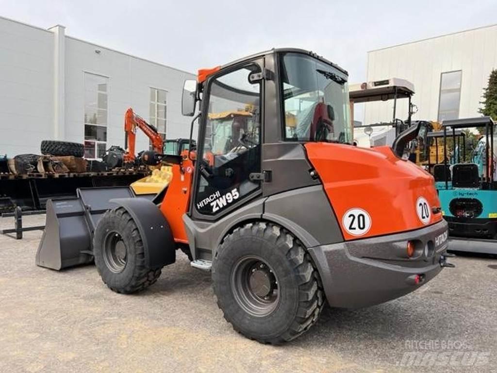 Hitachi ZW95-6C Kolesni nakladalci