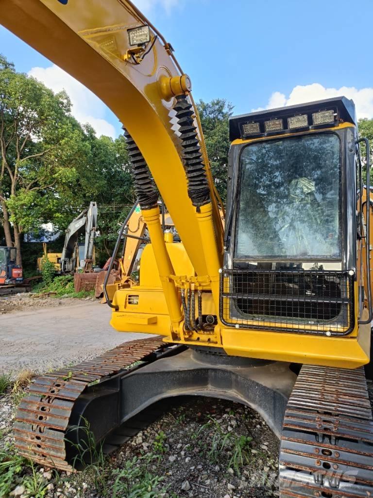 Komatsu PC 130-7 Bagri goseničarji