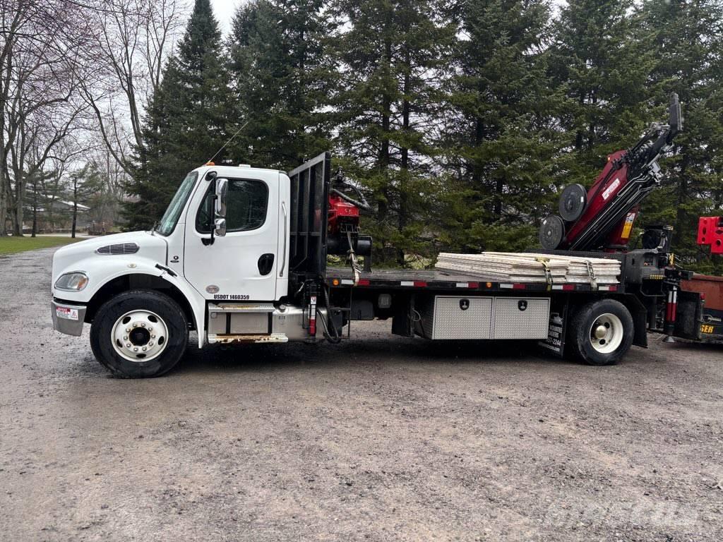 Freightliner M2-106 Dvigala na gosenicah
