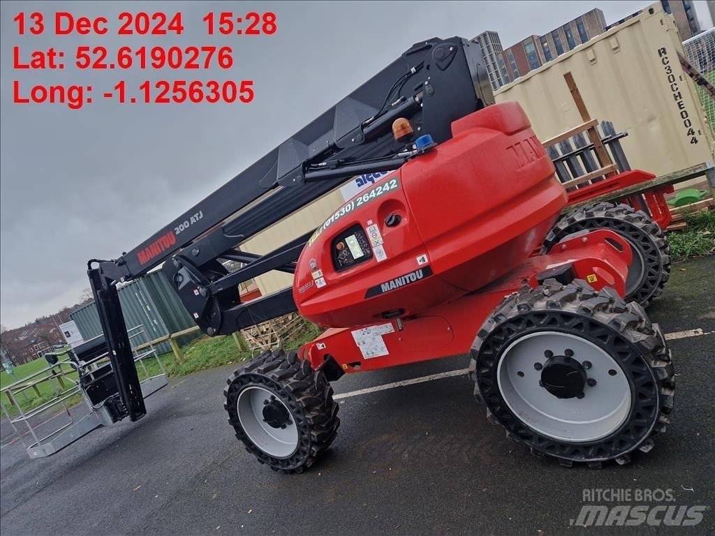 Manitou 200 ATJ Zglobne dvižne ploščadi
