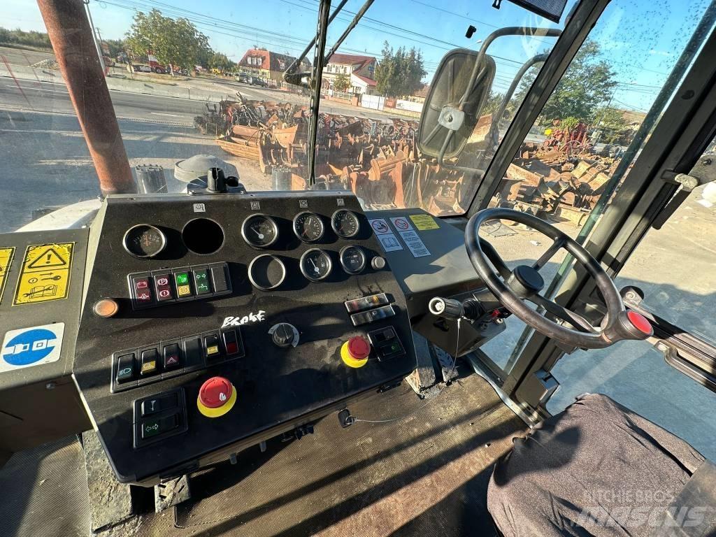 Vibromax W2400 Kolesni valjarji s pnevmatikami