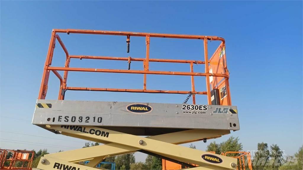 JLG 2630ES Škarjaste dvižne ploščadi