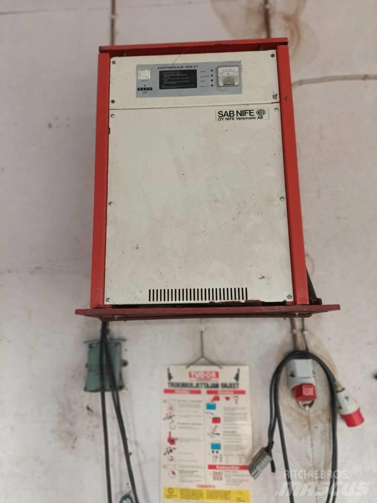 Datsun 10 Električni viličarji