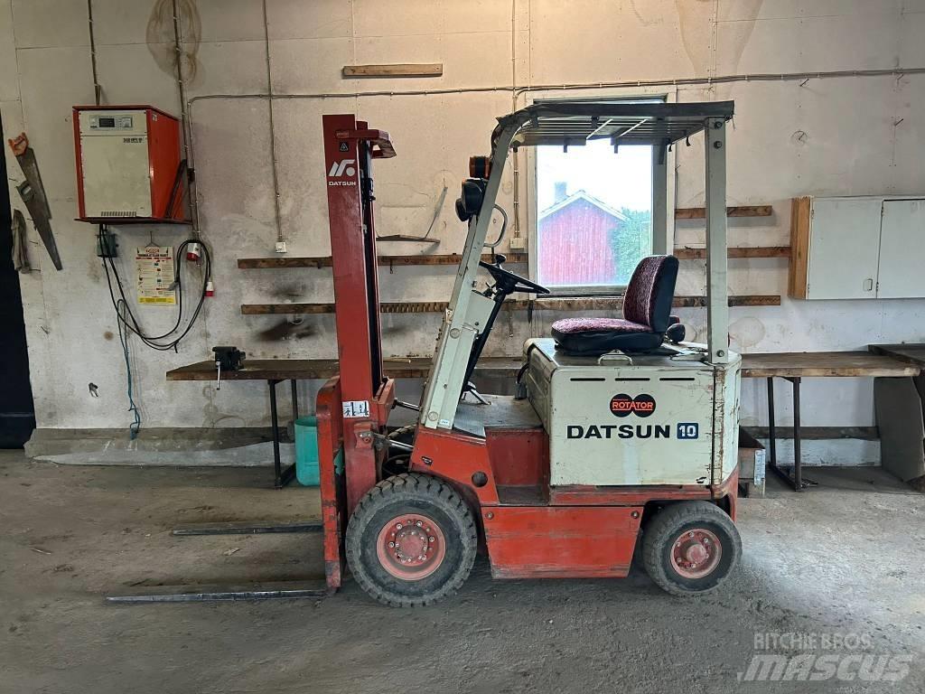 Datsun 10 Električni viličarji