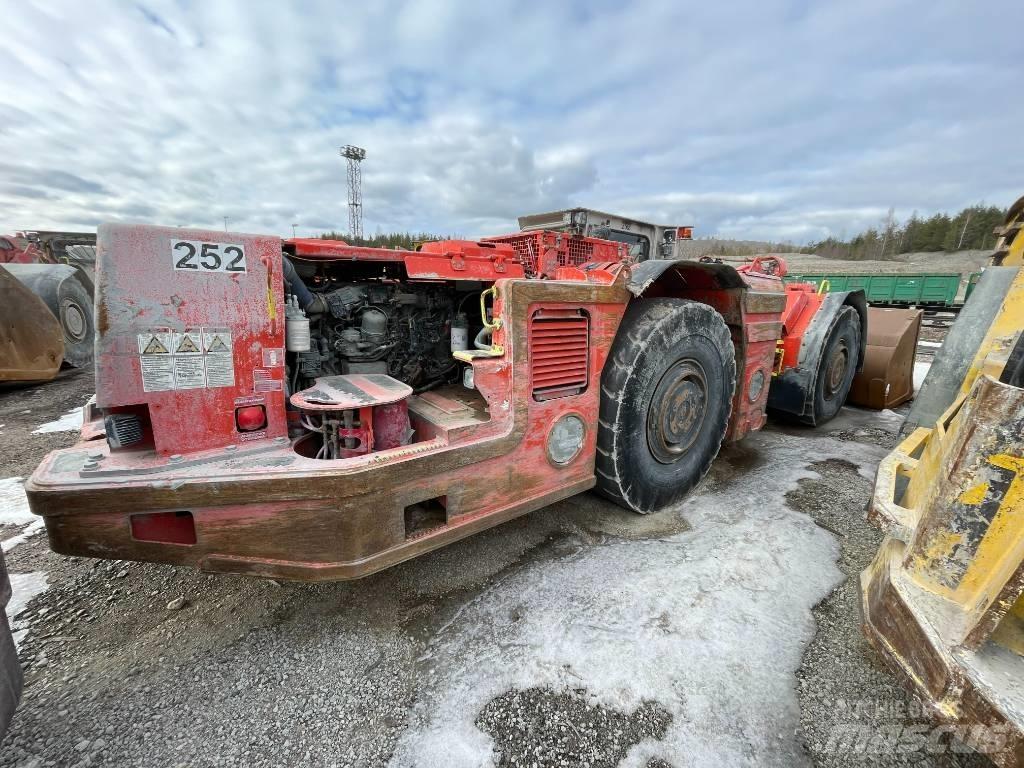 Sandvik LH 410 Podzemni nakladalci