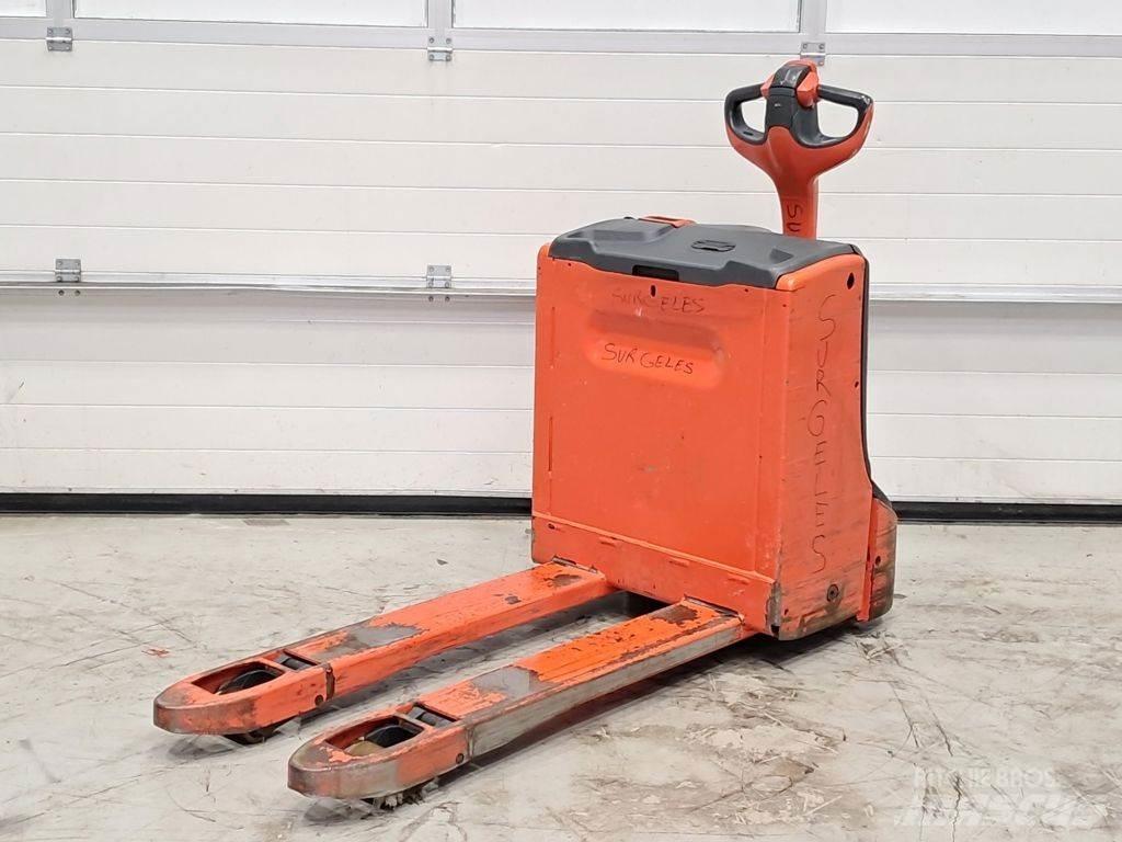 Linde T16 Električni nizko dvižni viličar