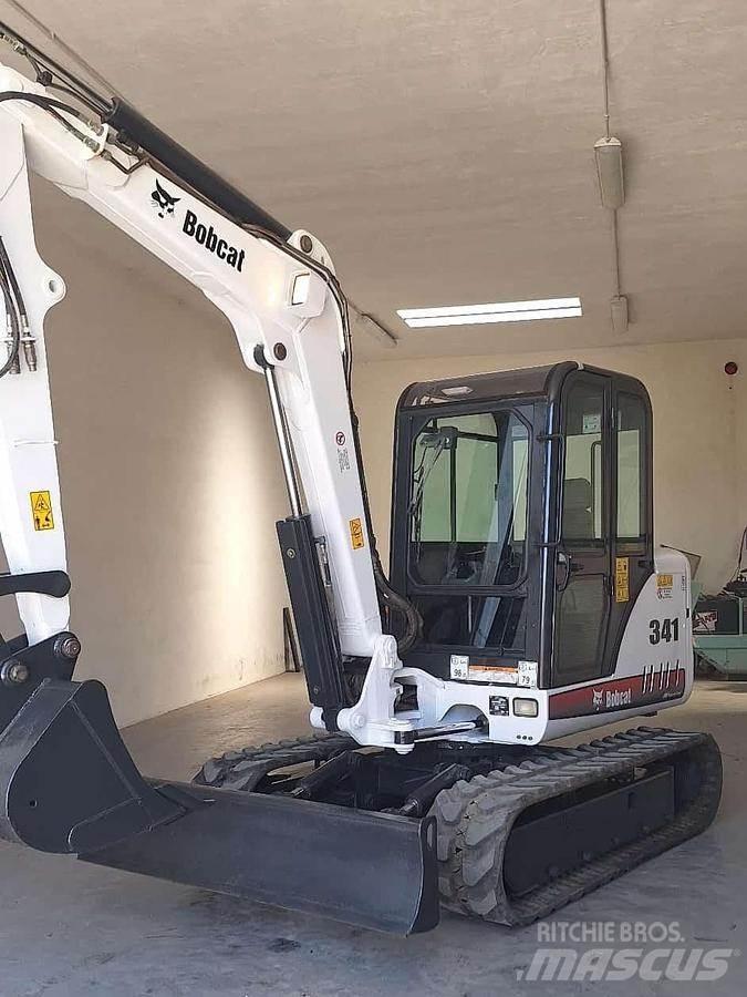 Bobcat 341 Mini bagri <7t