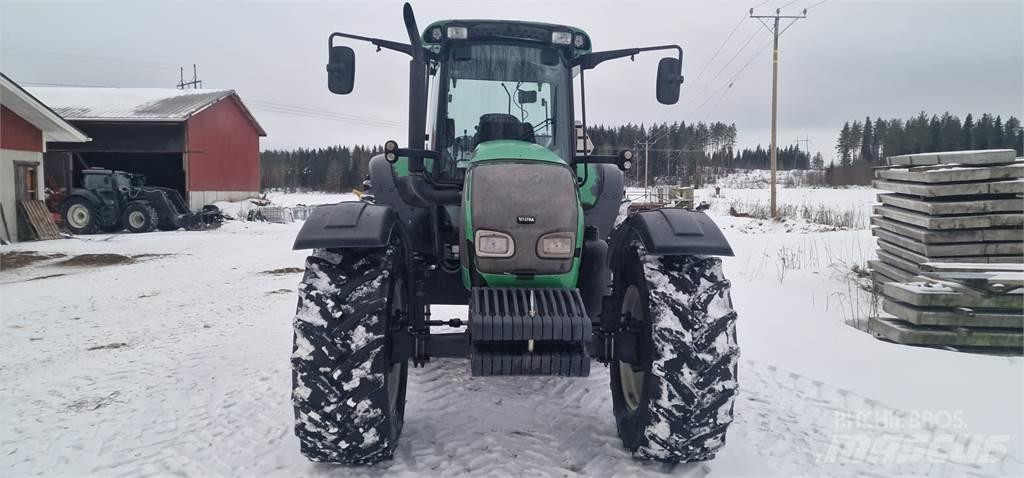 Valtra C130 Hitec Traktorji