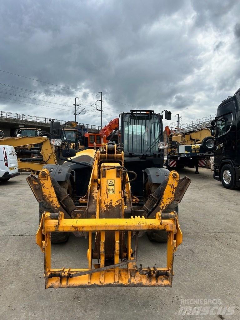 JCB 535-140 Teleskopski viličarji