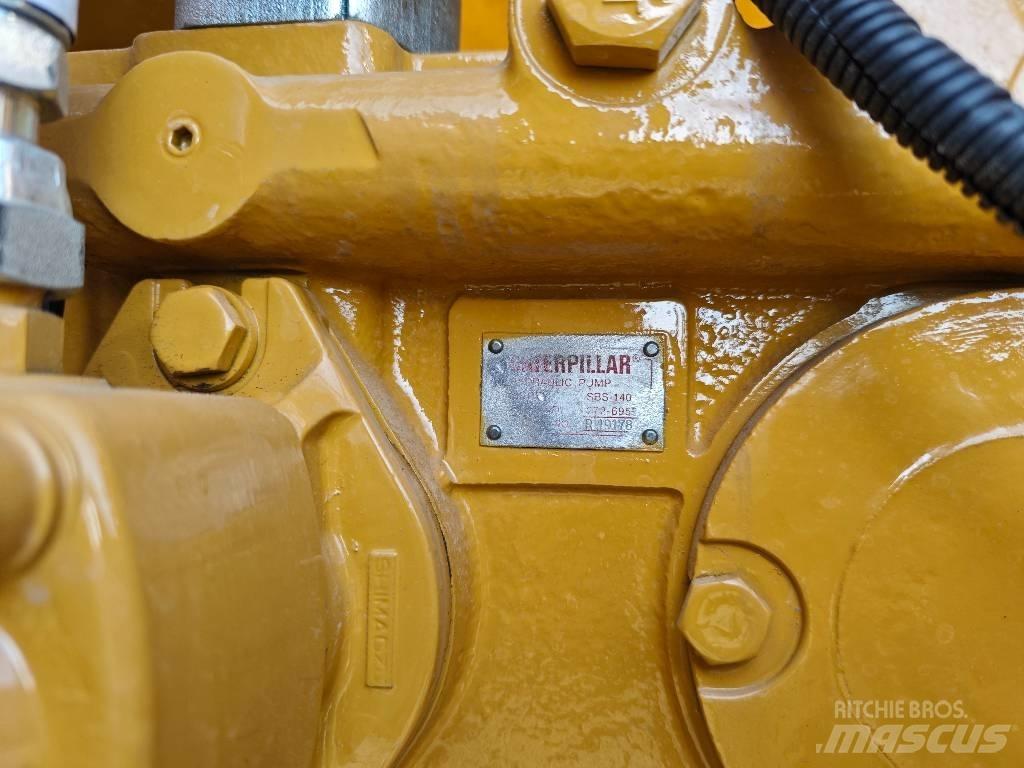 CAT 329 D Bagri goseničarji