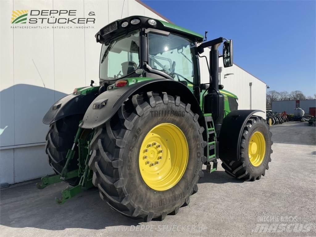 John Deere 6250R Traktorji