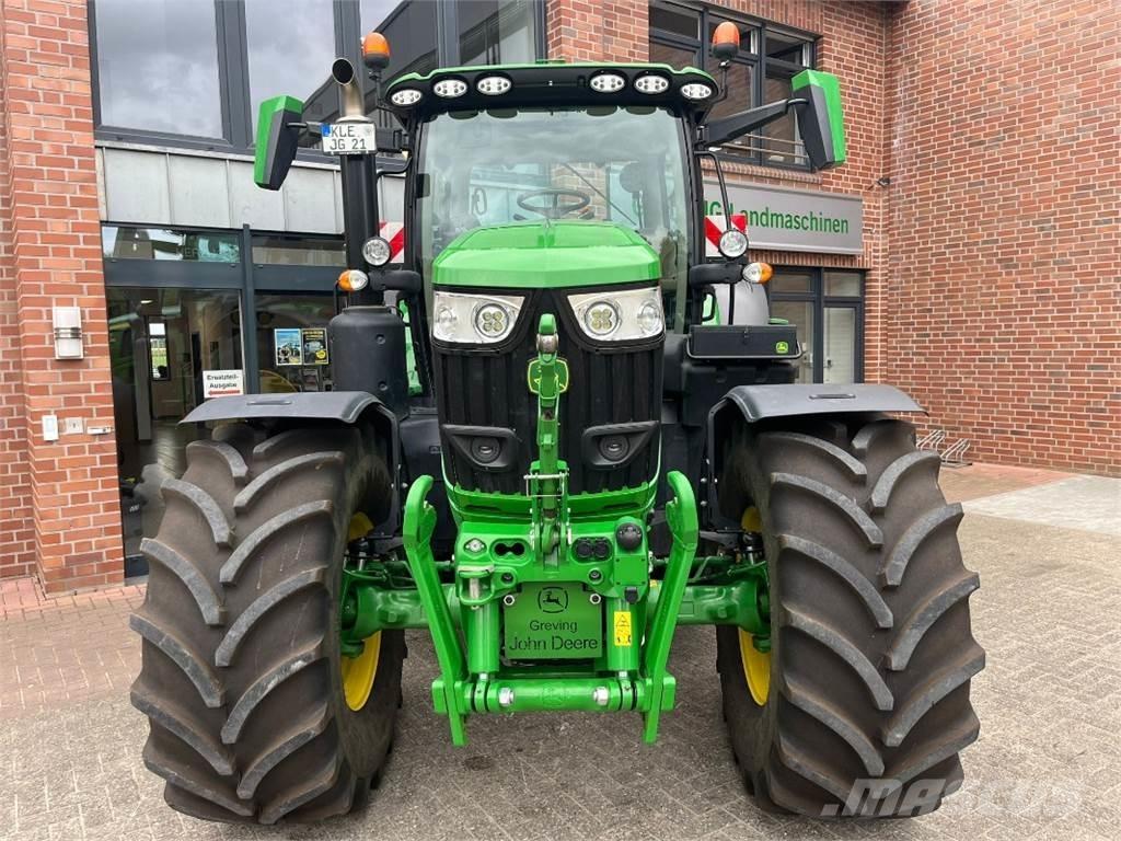 John Deere 6R215 Traktorji