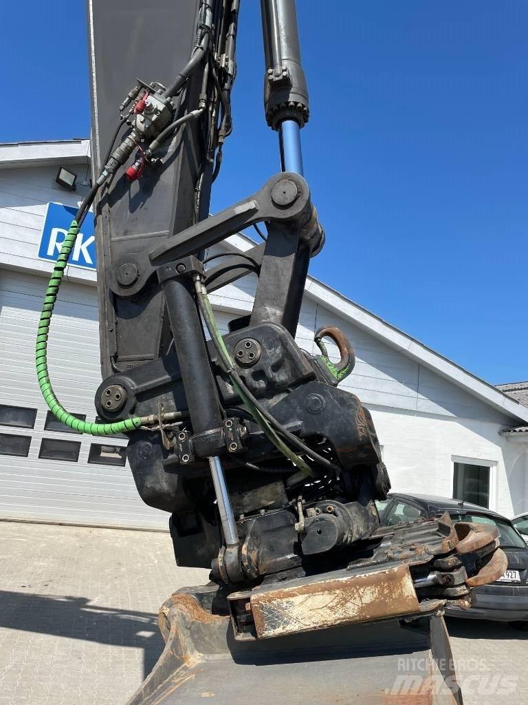 Volvo EC 250 E Bagri goseničarji