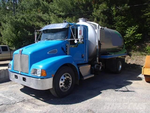 Kenworth T 300 Vakuumski tovornjaki