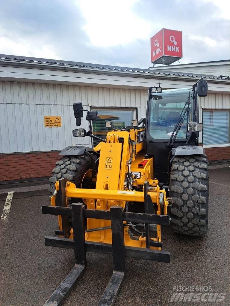JCB 542-70 Agri Pro Kmetijski teleskopski nakladalci