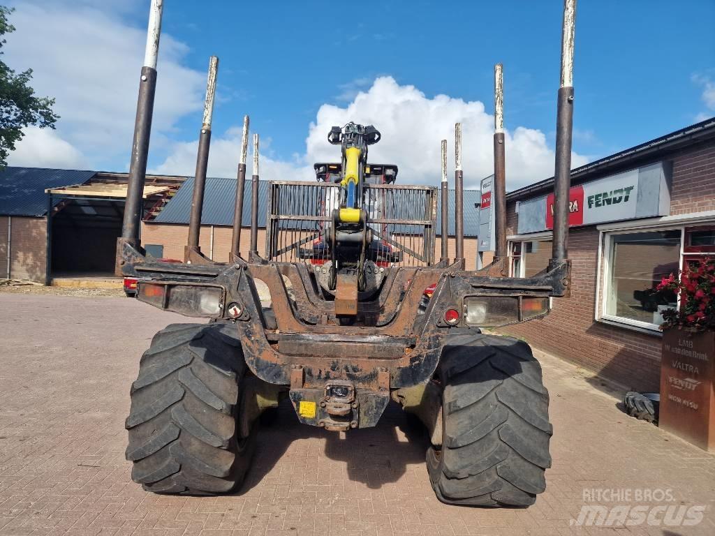 Komatsu 855 Forwarderji