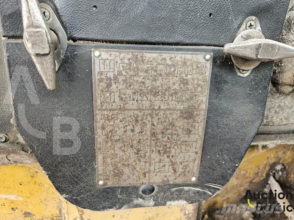  Onbekend T-170 Buldožerji goseničarji