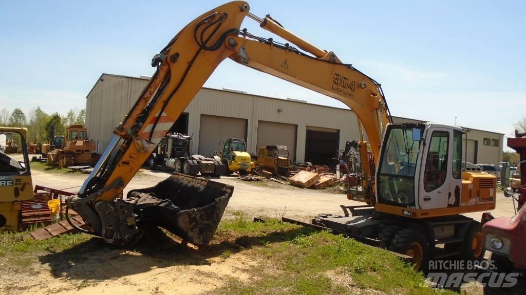 Liebherr A 904 C Bagri na kolesih