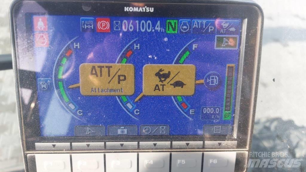 Komatsu PW 148-10 Bagri na kolesih
