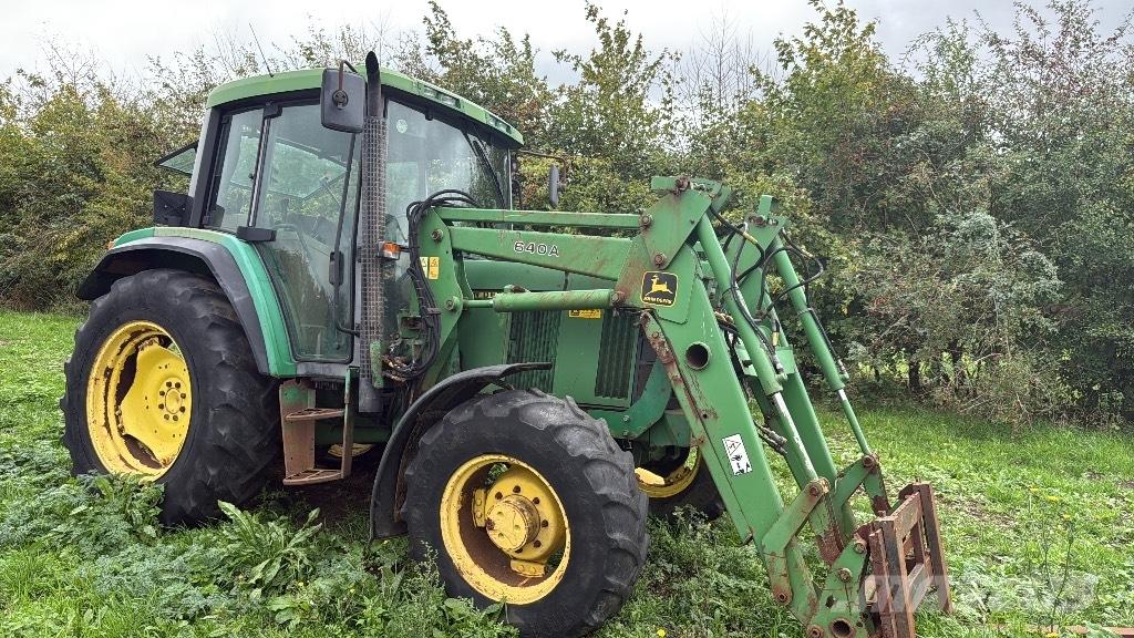 John Deere 6100 Traktorji