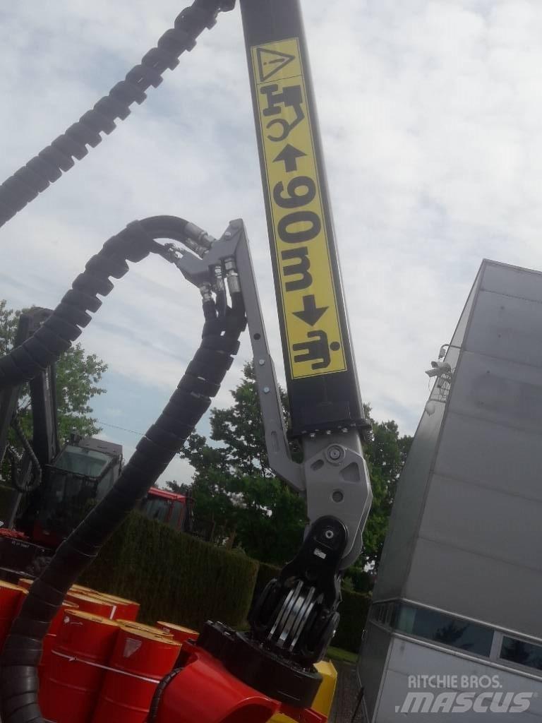 Komatsu 200H Dvigala za gozdne kombajne