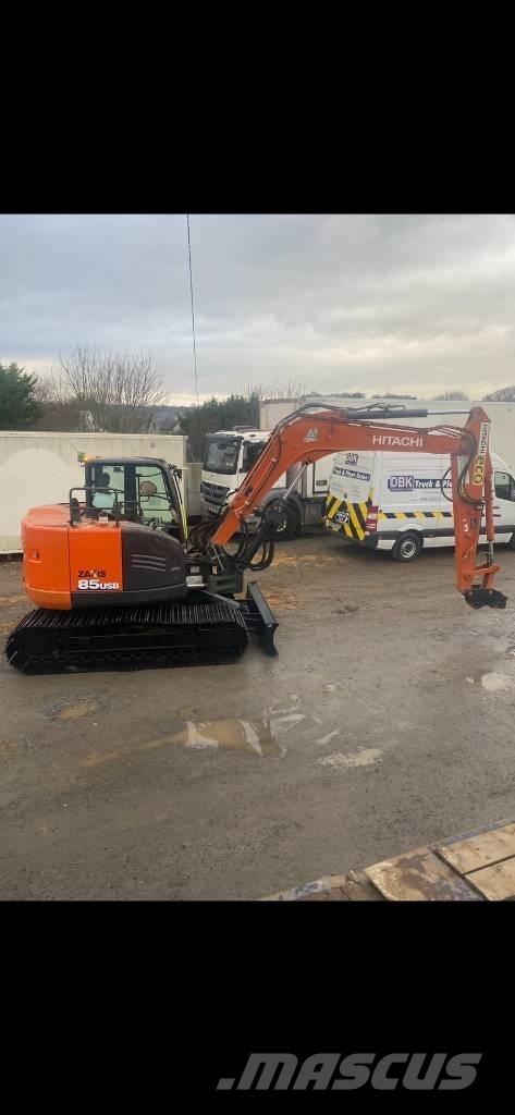  2021 Hitachi 85-6 Midi bagri 7t – 12t
