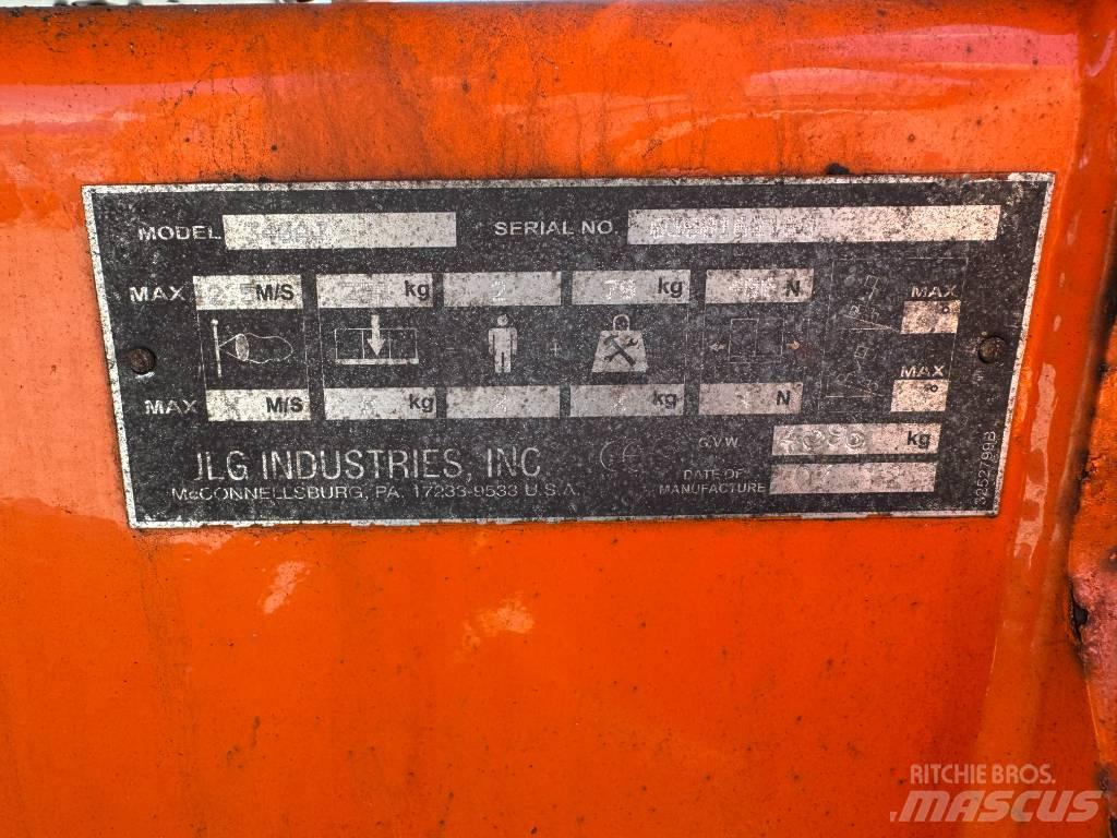JLG 340AJ Zglobne dvižne ploščadi