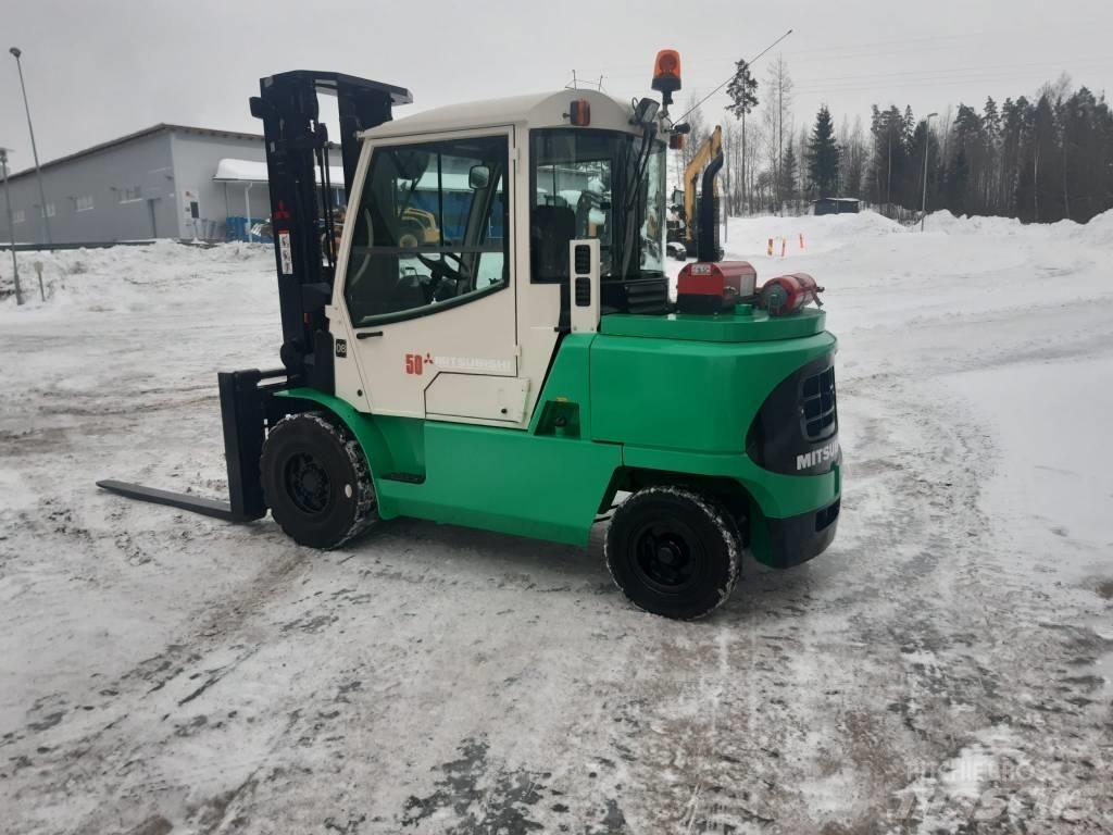 Mitsubishi FD50K Dizelski viličarji