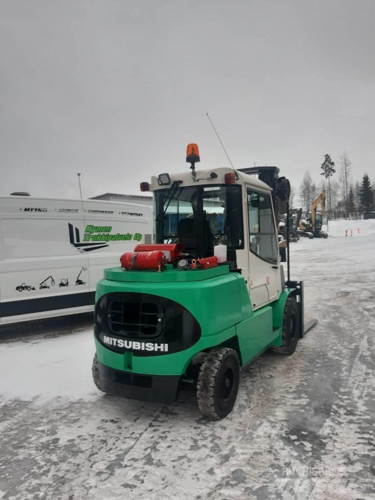 Mitsubishi FD50K Dizelski viličarji